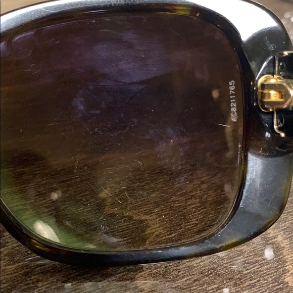 CHANEL Tortoise Shell CC Turnlock Sunglasses - Picture 11 of 16